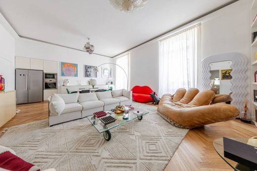 Apartment / Etagenwohnung in Mailand, Lombardei