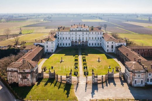 Villa a Orio Litta, Lodi