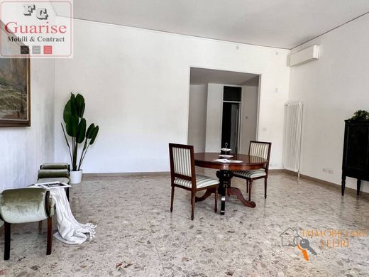 Appartement in Verona, Provincia di Verona