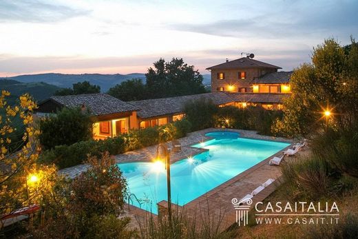 Villa in Valfabbrica, Provincia di Perugia
