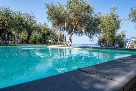 Βίλα σε Chiavari, Provincia di Genova