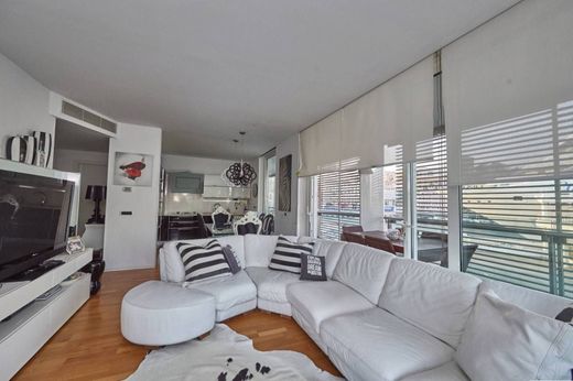 Appartement in Savona, Provincia di Savona