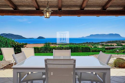 Villa en Golfo Aranci, Provincia di Sassari