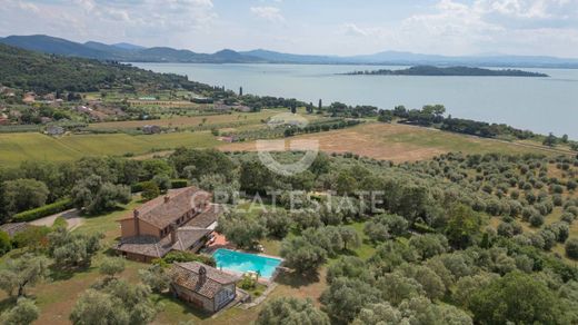 Country House in Magione, Provincia di Perugia