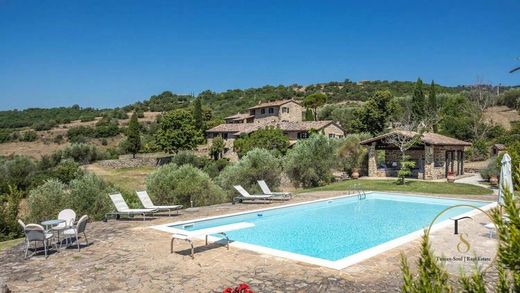 Villa in Passignano sul Trasimeno, Provincia di Perugia