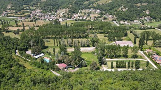 Residential complexes in Belmonte in Sabina, Provincia di Rieti