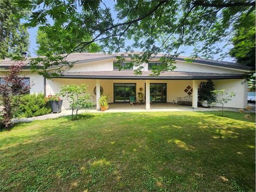 Villa a Fossano, Cuneo