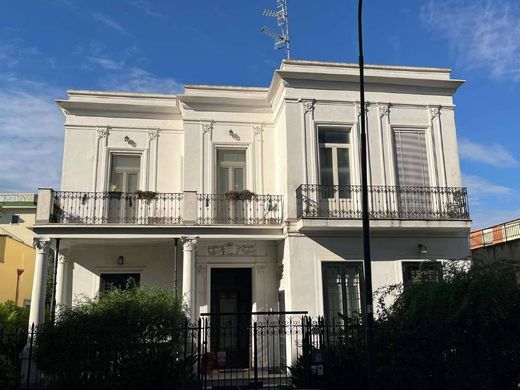 Villa in Portici, Naples