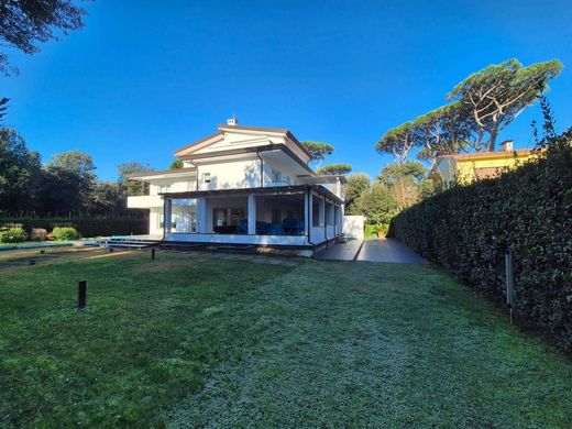 Villa in Pietrasanta, Provincia di Lucca
