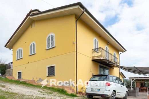 Villa in Montecarlo, Provincia di Lucca