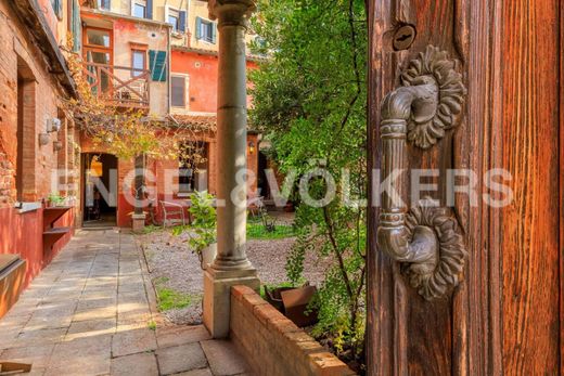 Apartment / Etagenwohnung in Venedig, Venetien
