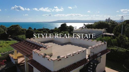 Villa in Syracuse, Sicily