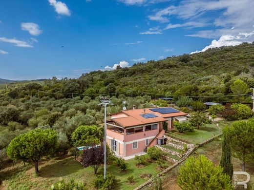 Country House in Castiglione della Pescaia, Provincia di Grosseto