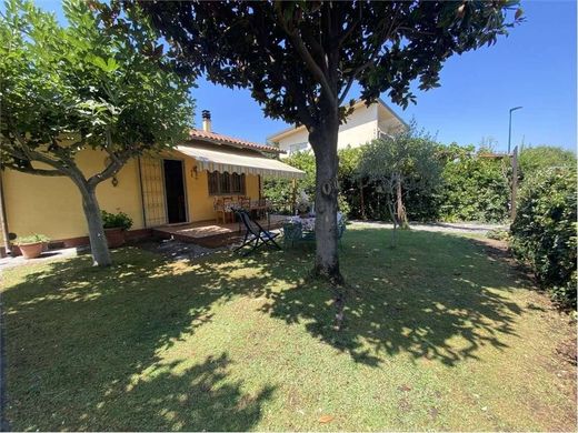 Villa in Forte dei Marmi, Provincia di Lucca