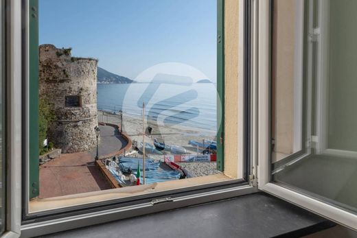 Appartamento a Laigueglia, Savona