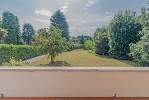 Villa en Erba, Provincia di Como