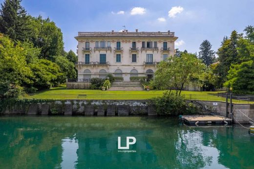 Apartment in Castelletto sopra Ticino, Provincia di Novara