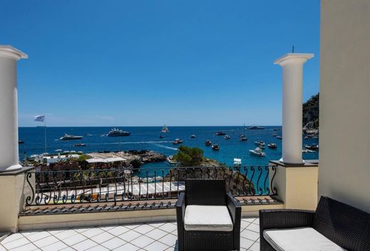 Penthouse in Capri, Naples