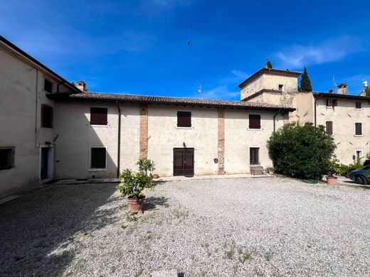 Загородный Дом, Lazise, Provincia di Verona