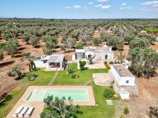 Villa in San Michele Salentino, Provincia di Brindisi