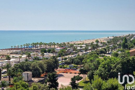 Cobertura - Civitanova Marche, Provincia di Macerata