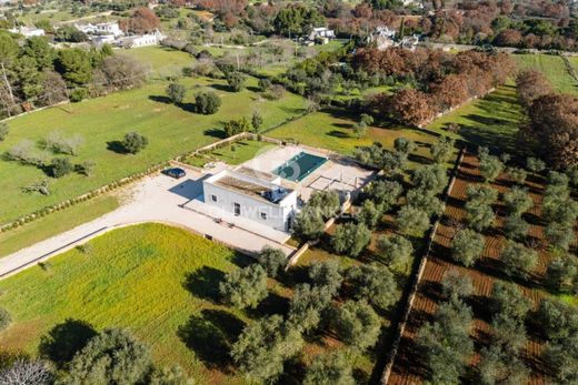 Villa - Ostuni, Provincia di Brindisi