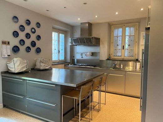 Villa in Carpi, Provincia di Modena