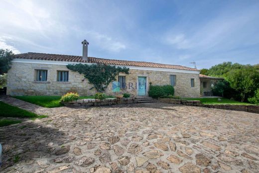 Villa a Arzachena, Sassari