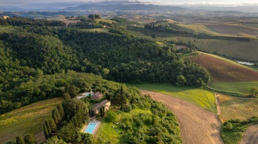 Casale a Volterra, Pisa