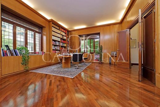 Office in Rome, Latium