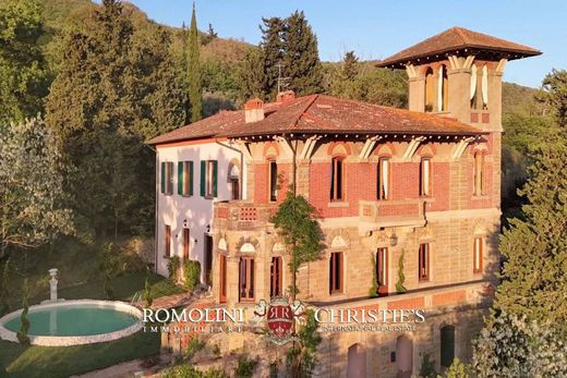 Villa in Loro Ciuffenna, Province of Arezzo