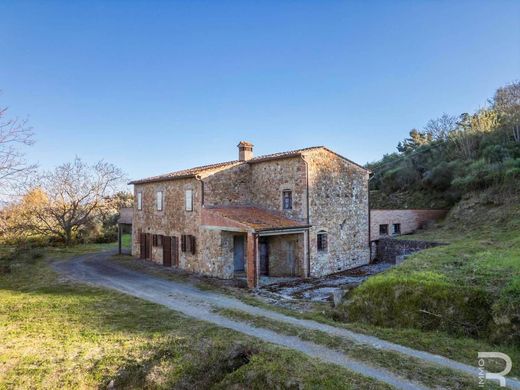 Köy evi Montaione, Firenze ilçesinde