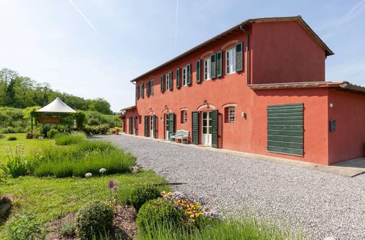 Casa de campo en Montecarlo, Lucca