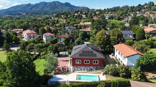 Villa in Varese, Provincia di Varese