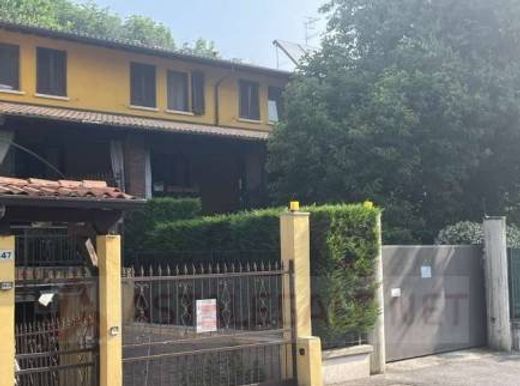 Villa a Nave, Brescia