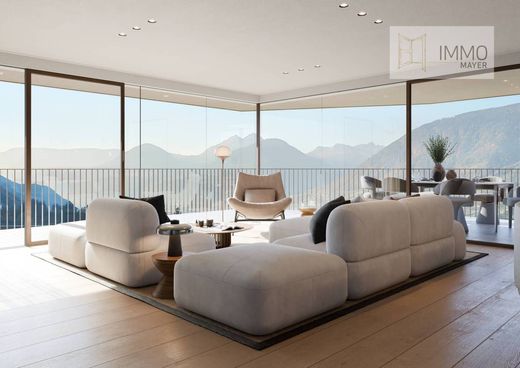 Apartamento - Scena, Bolzano