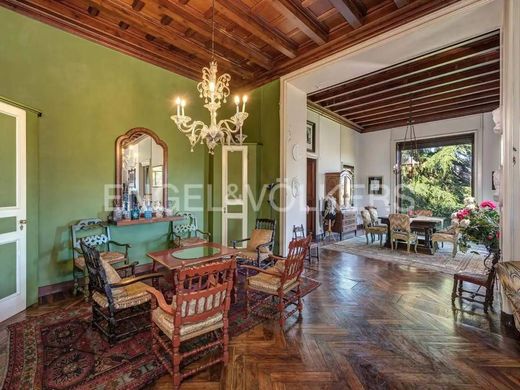 Villa in Barzanò, Provincia di Lecco