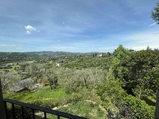 Villa Floransa, Firenze ilçesinde