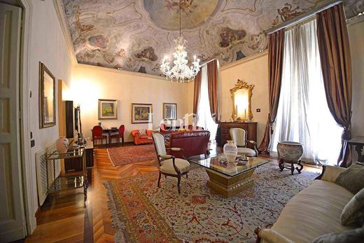 Apartment / Etagenwohnung in Casale Monferrato, Provincia di Alessandria