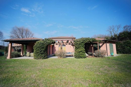 Villa in Bogogno, Provincia di Novara