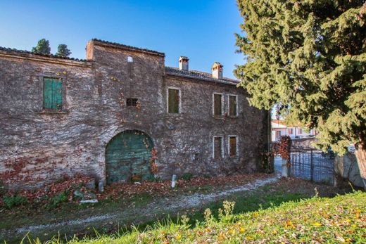 Casa de campo en Castelnuovo del Garda, Provincia di Verona