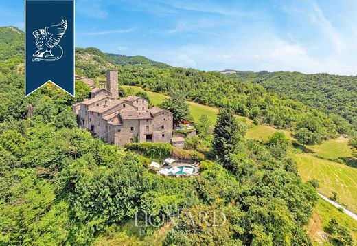 Schloss / Burg in Mercatello sul Metauro, Pesaro-Urbino