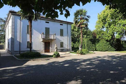 Villa a Parma, Emilia-Romagna