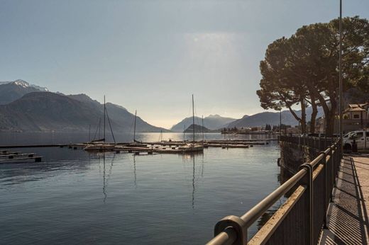 Villa a Menaggio, Como