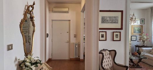 Apartamento - Verona, Provincia di Verona