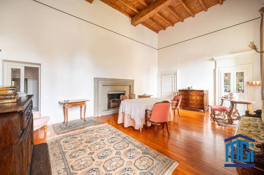 Merate, Provincia di Leccoのアパートメント