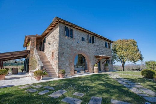 Casale a Chiusi, Siena