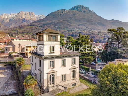 Villa in Mandello del Lario, Provincia di Lecco