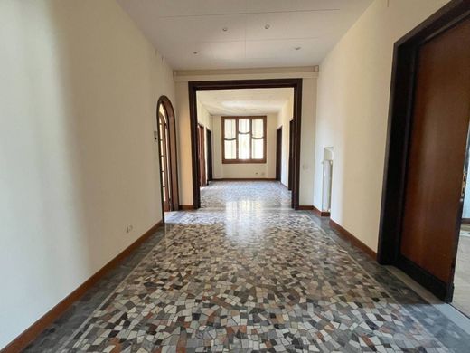 Ufficio a Firenze, Toscana