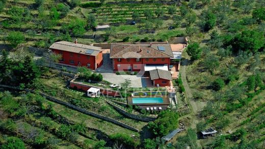 Casa de campo en Castelfranco Piandiscò, Arezzo